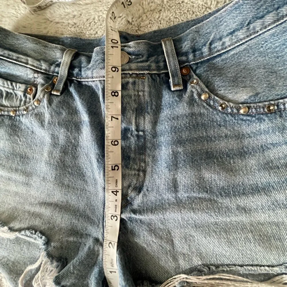 Levi’s 501 studded mini shorts size W28